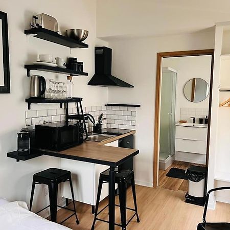 니오르 La Petite Grange - 5 Mn Gare Sncf - Wifi & Netflix 아파트 외부 사진
