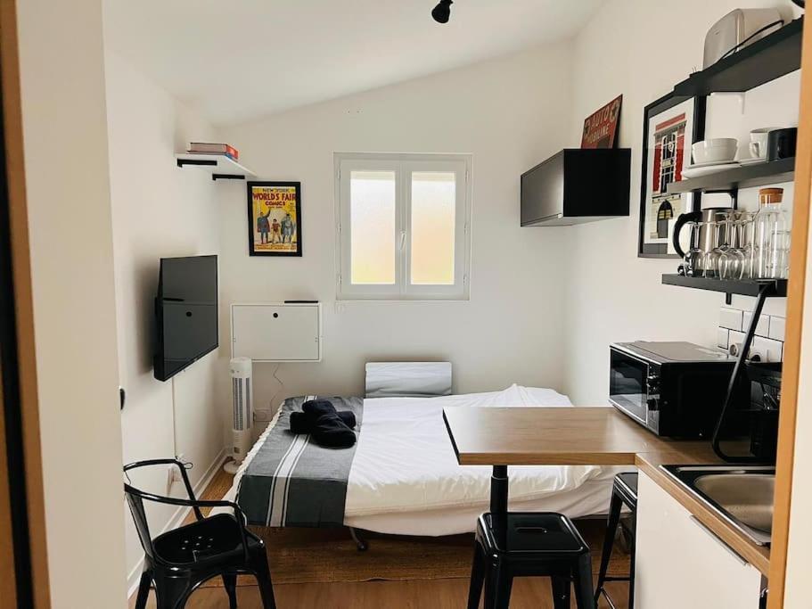 니오르 La Petite Grange - 5 Mn Gare Sncf - Wifi & Netflix 아파트 외부 사진